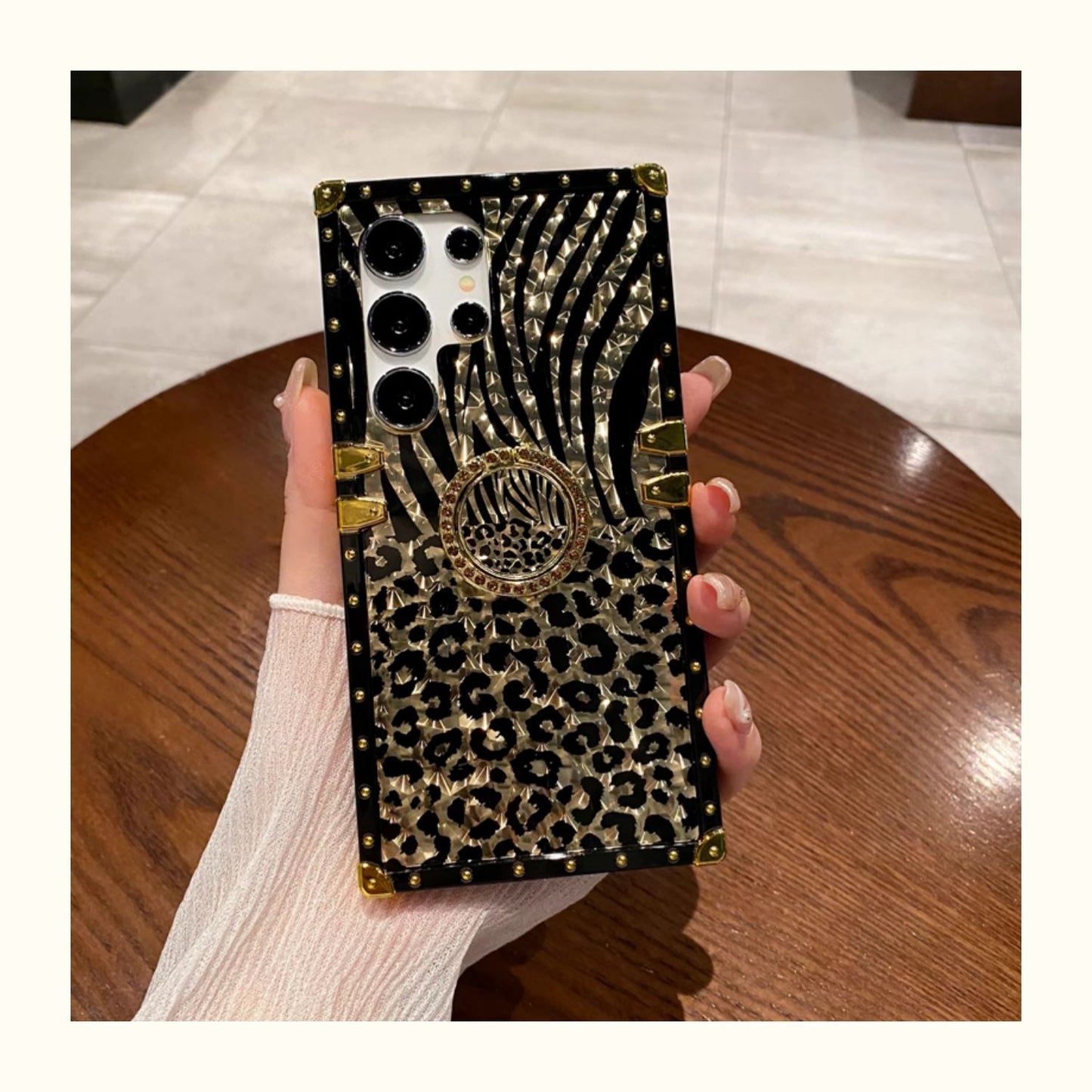 CHEETAH BRACKET Square Frame Phone Case, Compatible for Samsung